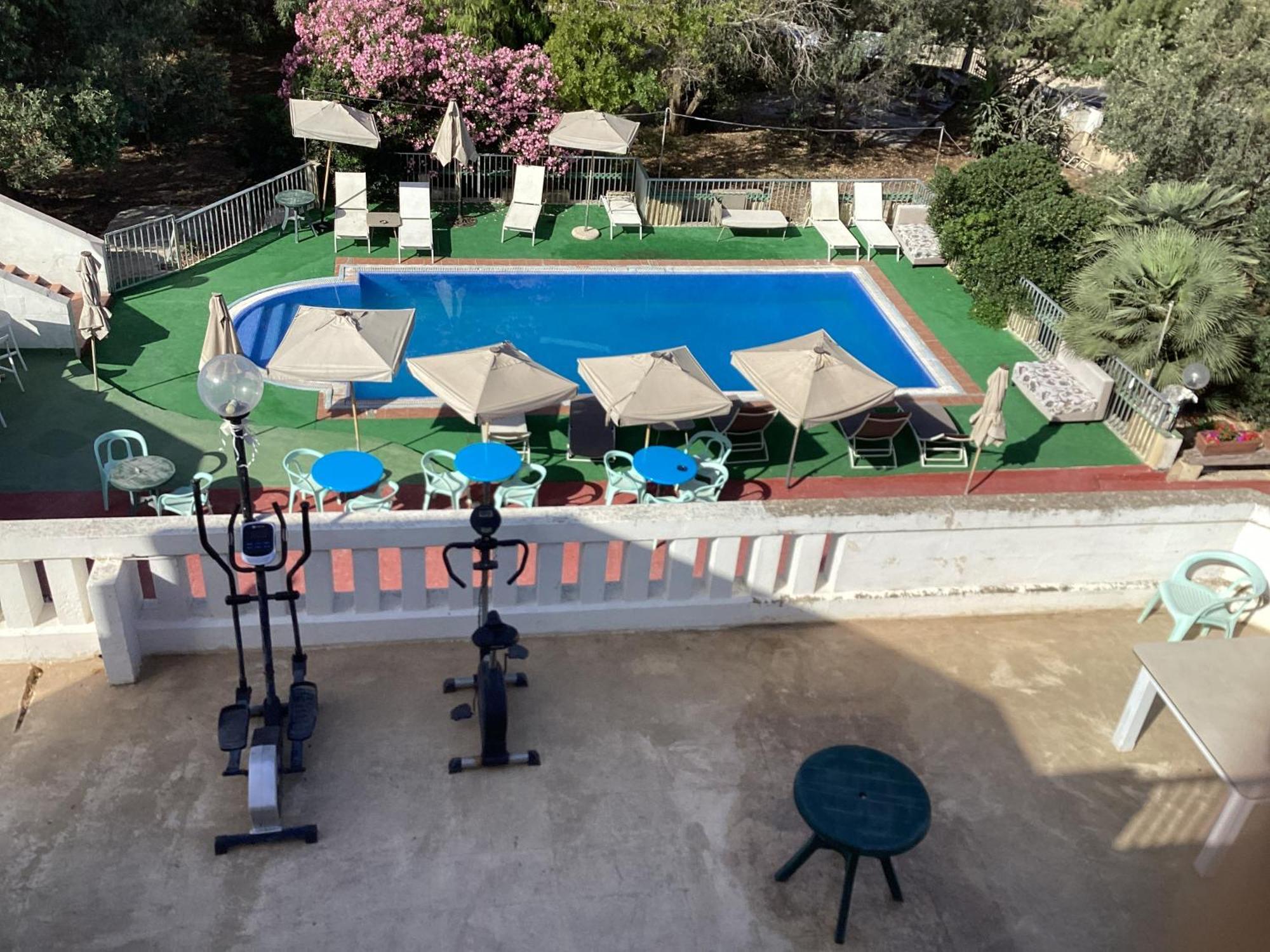 Whitestar Guesthouse Salina Exterior photo
